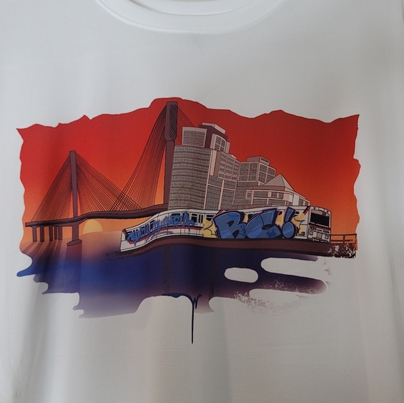 shirt - Picture 2 of 4